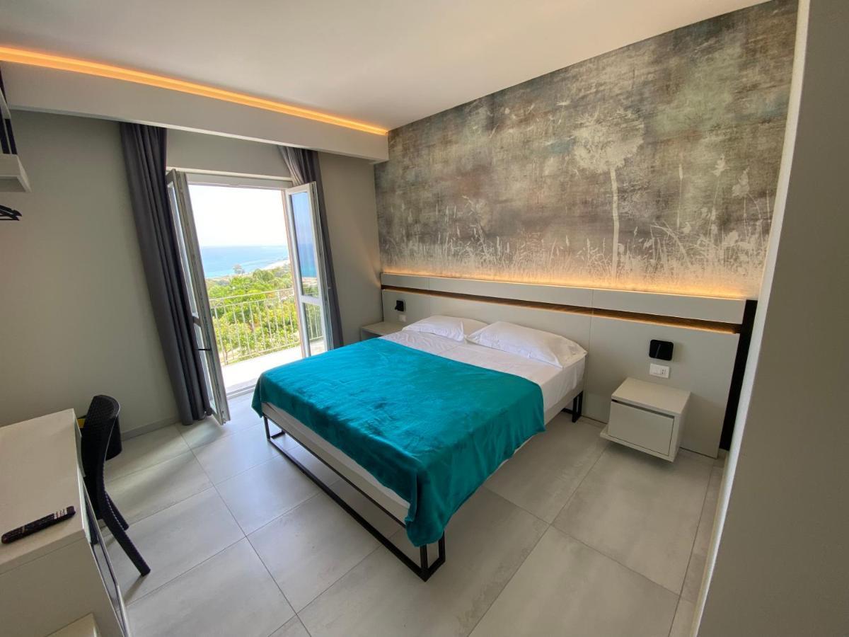 Aether Suites Tropea - Free Private Parking Экстерьер фото